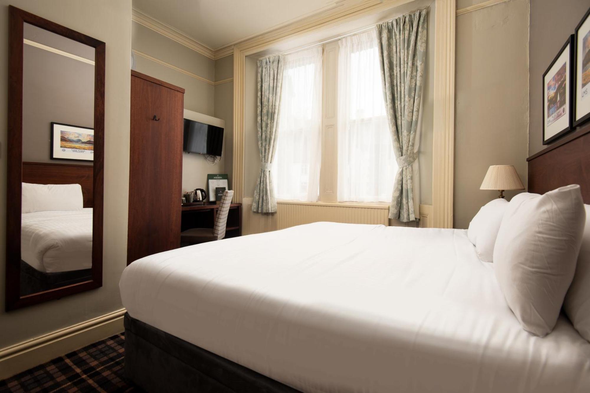 The Ambleside Inn - The Inn Collection Group Ruang foto